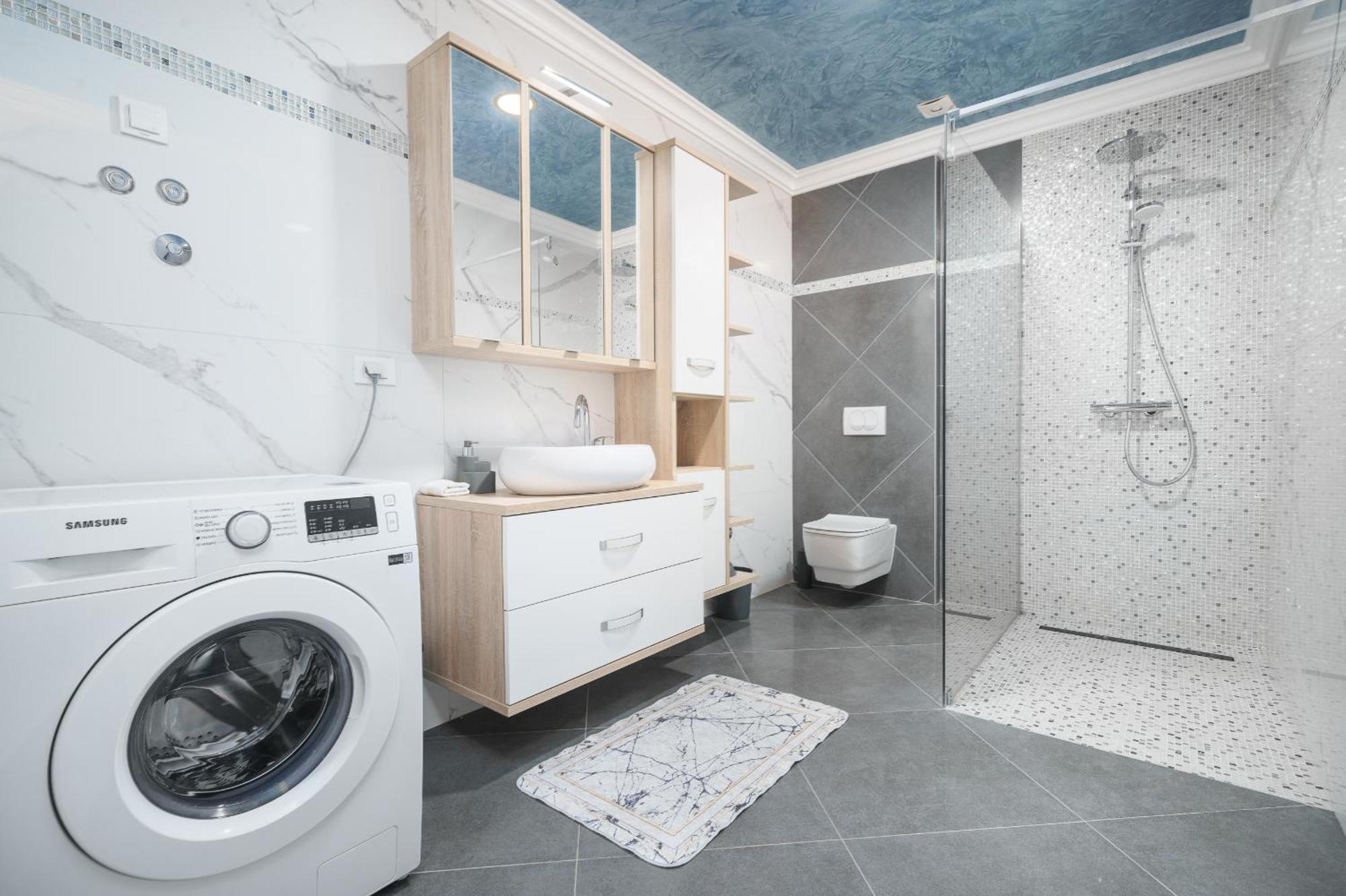 Luxury Apartments-La Dino Maky ヴォディツェ 部屋 写真